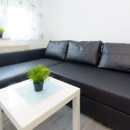 Private Close To Subway Apartamento Nuremberga