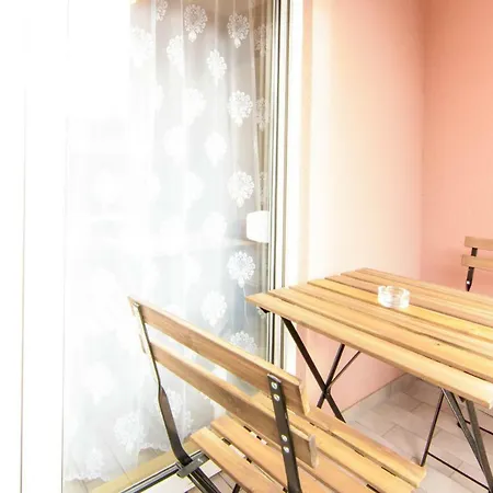 Private Close To Subway Nürnberg
