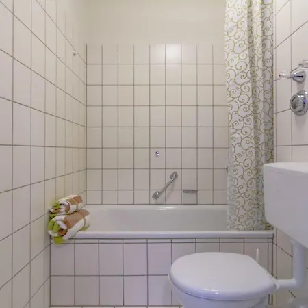 Апартаменты Private Close To Subway Нюрнберг